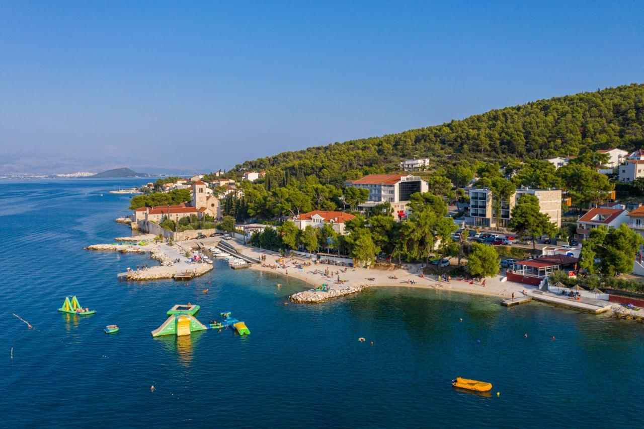 Hotel Sveti Kriz Trogir Exterior photo